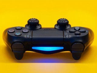 How Parents Can Approach the World of Online Gaming